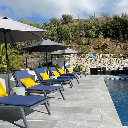 Bella Boutique Complex *