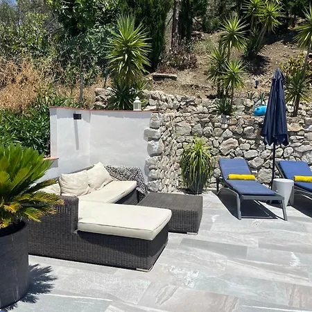 Bella Boutique Complex * Cómpeta